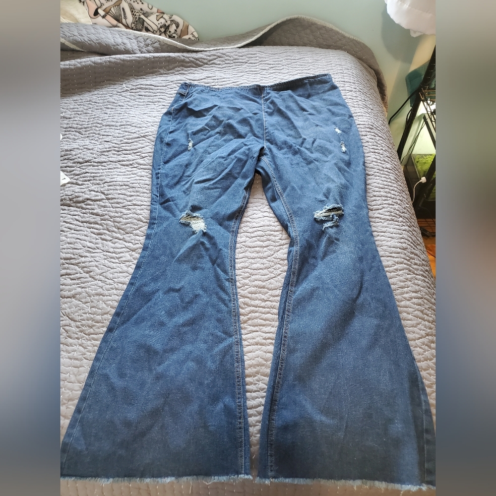 No Boundaries Boot Cut Flare Jeans